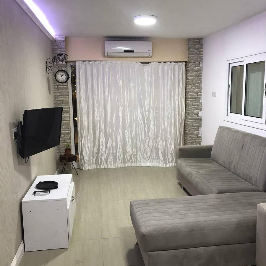Compact Home Nicosia Exterior photo